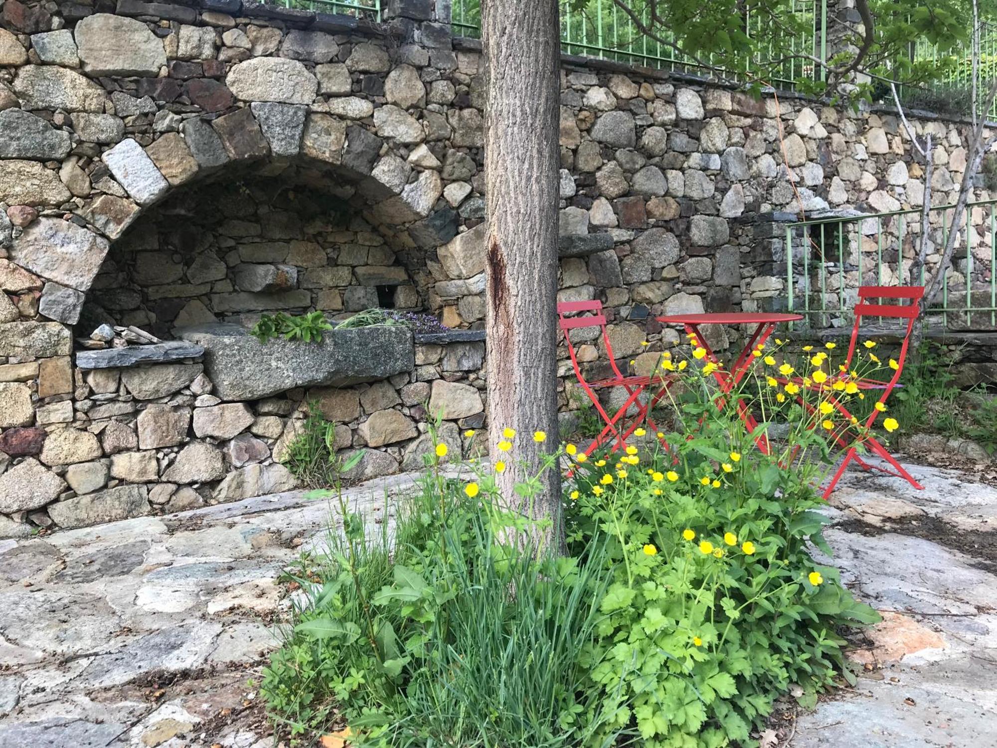 A Muvrella Bed and Breakfast Pioggiola Exteriör bild